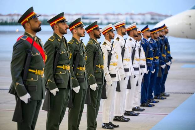 FOTO Vučić stigao u Abu Dhabi: Narod Emirata je naš prijatelj