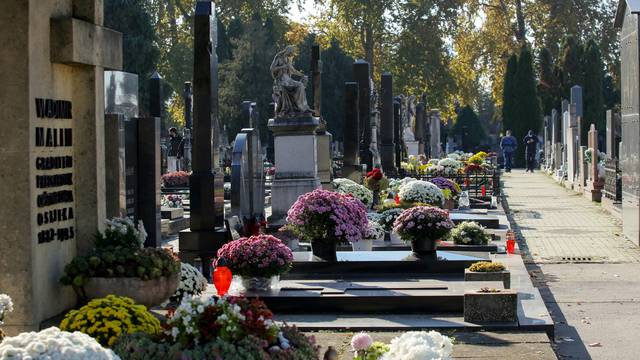 Nestale torbice: Dvije krađe u dva dana na groblju u Osijeku