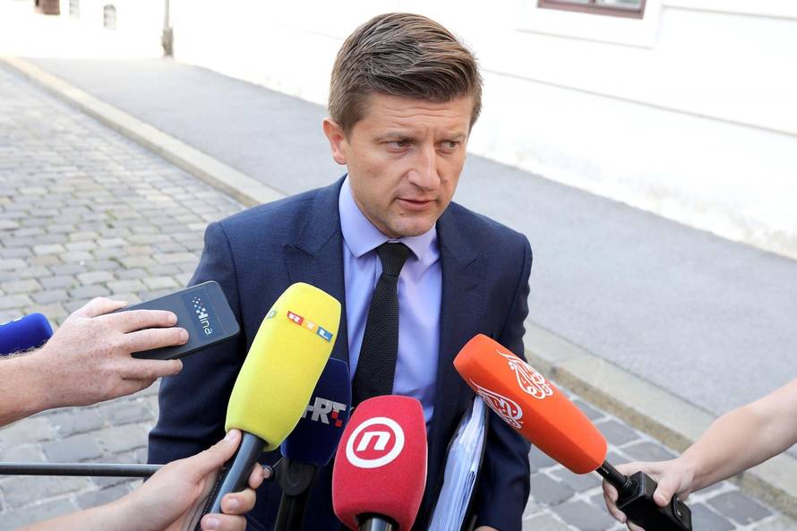 Zagreb: Dolazak ministara na sjednicu uÅ¾eg kabineta Vlade