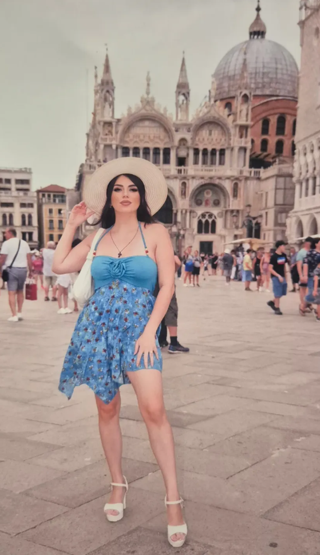 Razvela se, pronašla je drugog pa prekinula: Ovako sad izgleda Stela iz 'Ljubav je na selu'...