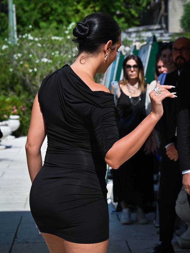 Georgina Rodriguez arrives the the 81st Venice International Film Festival - Day 7 - Arrivals at the pier