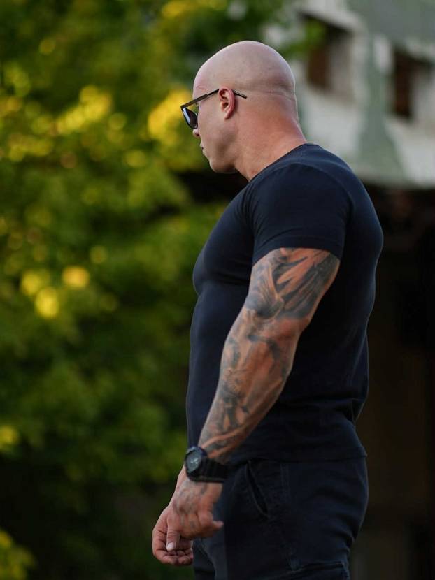 Ideš, kakva prsa imaju srpski fitness influenceri! Od njihovih 'fotki' ženama zastaje dah...