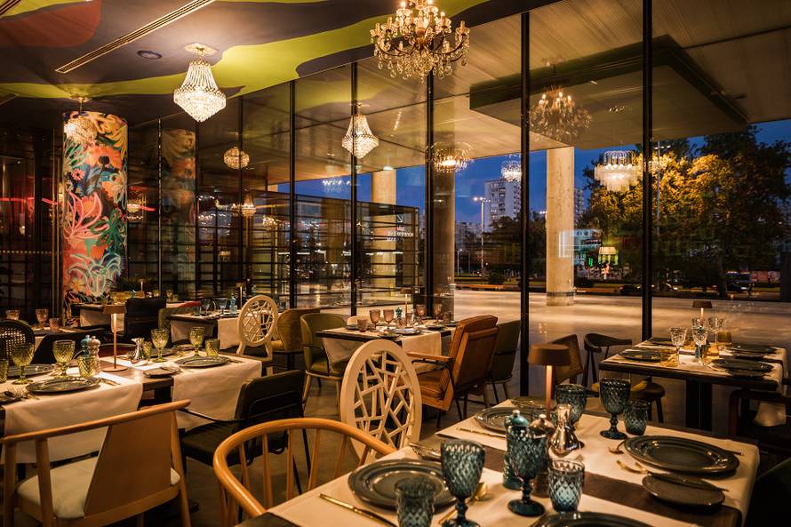 Bili smo na otvorenju Bar&Ton Rougemarin bistroa u MSU-u: Evo kakve vas delicije očekuju