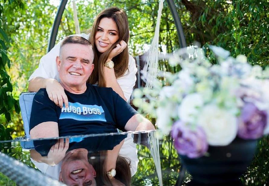 Iva: 'Ucijenio me i dao mi stan' Šarić: 'Nju nagovaraju da laže'