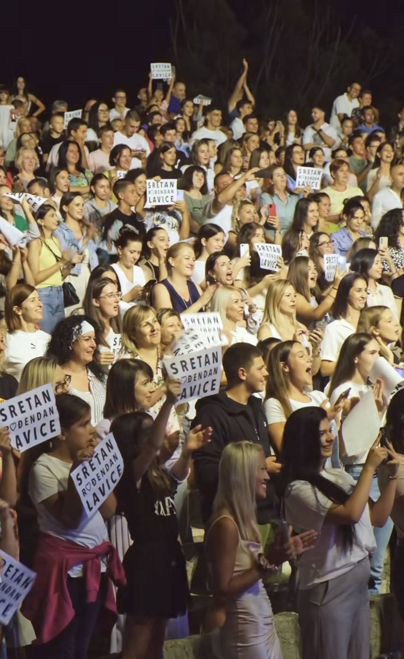 Crna Gora rasplakala je Jelenu Rozgu, pogledajte što su joj priredili: 'Svašta bih rekla...'