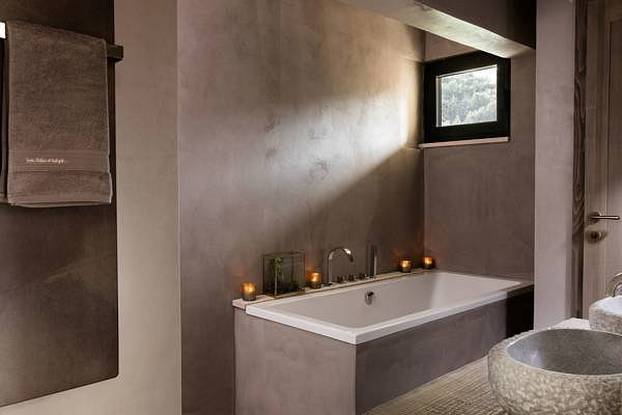 FOTO Svjetski, a naše: Ovaj skriveni komadić raja u uvali Lozna idealan je za ljetni odmor