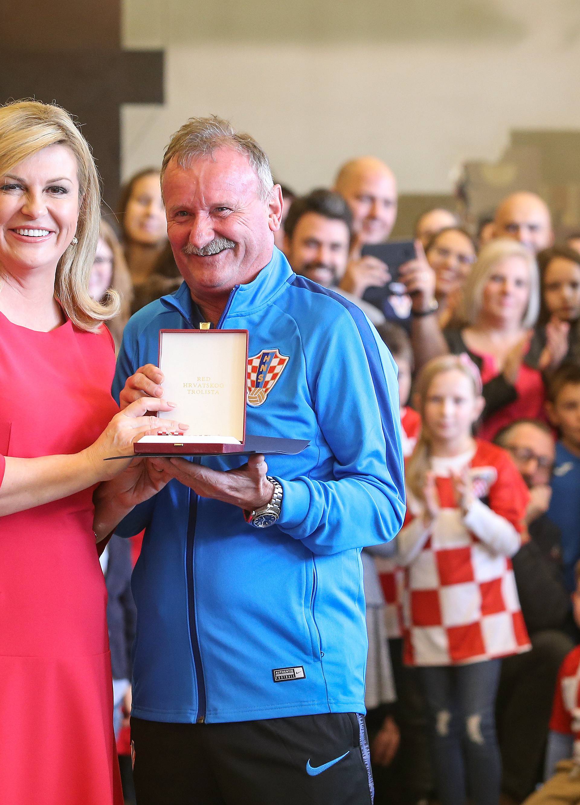 Kolinda je odlikovala Vatrene: Svijet je vidio tko su Hrvati...