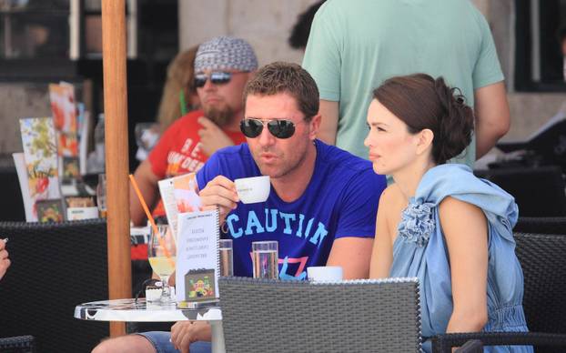 ARHIVA - Dubrovnik, 2010. Severina na kavi s bivšim zaru?nikom Slavkom Šajinovi?em