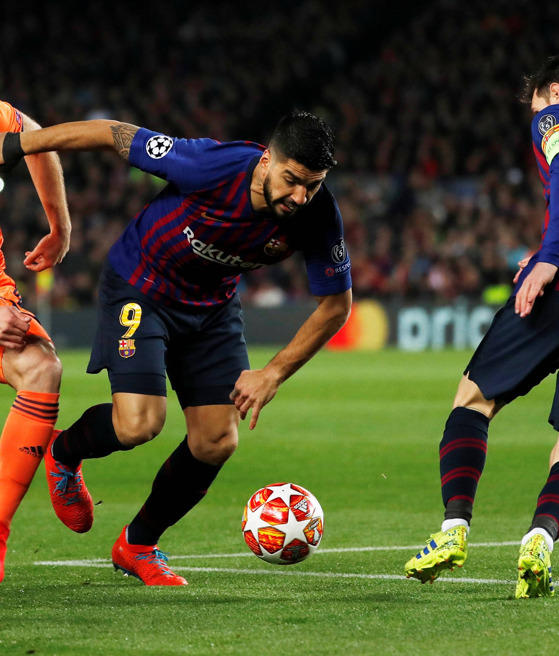 Champions League - Round of 16 Second Leg - FC Barcelona v Olympique Lyonnais