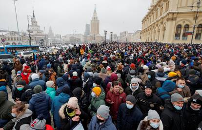 Mirni prosvjedi skoro nemogući u Rusiji, upozorava Amnesty