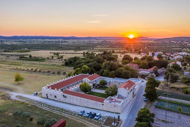 FOTO Propali biznisi hrvatskih sportaša: Krah restorana Ive Majoli, Ivanišević falija u Splitu