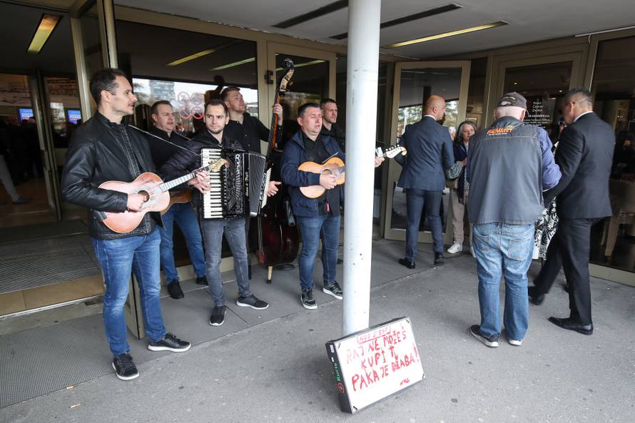 Zagreb: Veliki predizborni skup Domovinskog pokreta u KC Vatroslav Lisinski 
