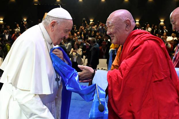Pope Francis visits Mongolia