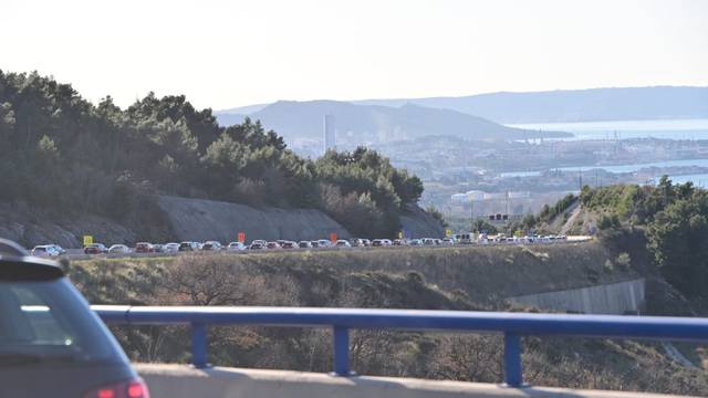 FOTO Prometni kolaps u Splitu zbog Jadranskog derbija: 'Ljudi žugaju da neće stići na stadion'