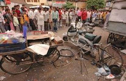 U eksploziji bombi u Indiji poginulo najmanje 37 ljudi