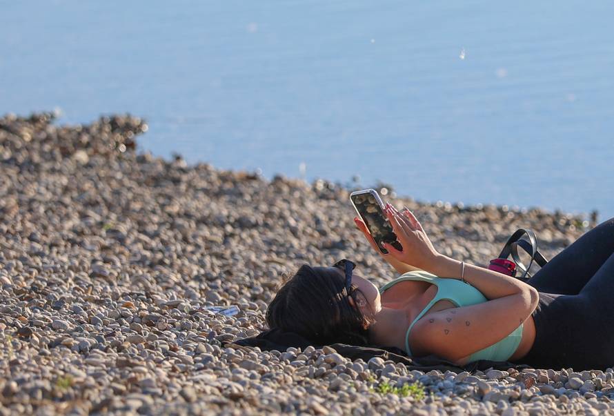 Zagreb: Na Uskrs Jarun privukao veliki broj građana