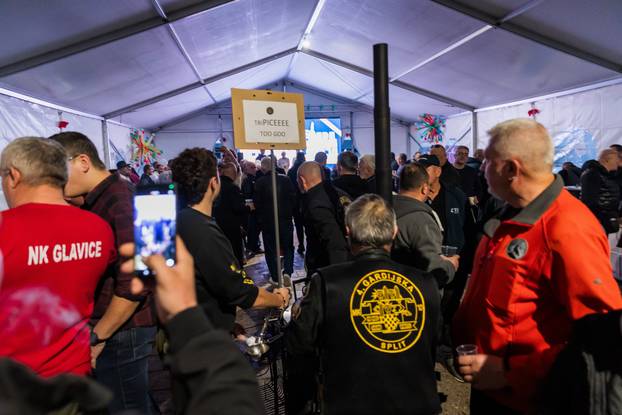 Sinj: Održana tradicionalna Tripicijada 2026.