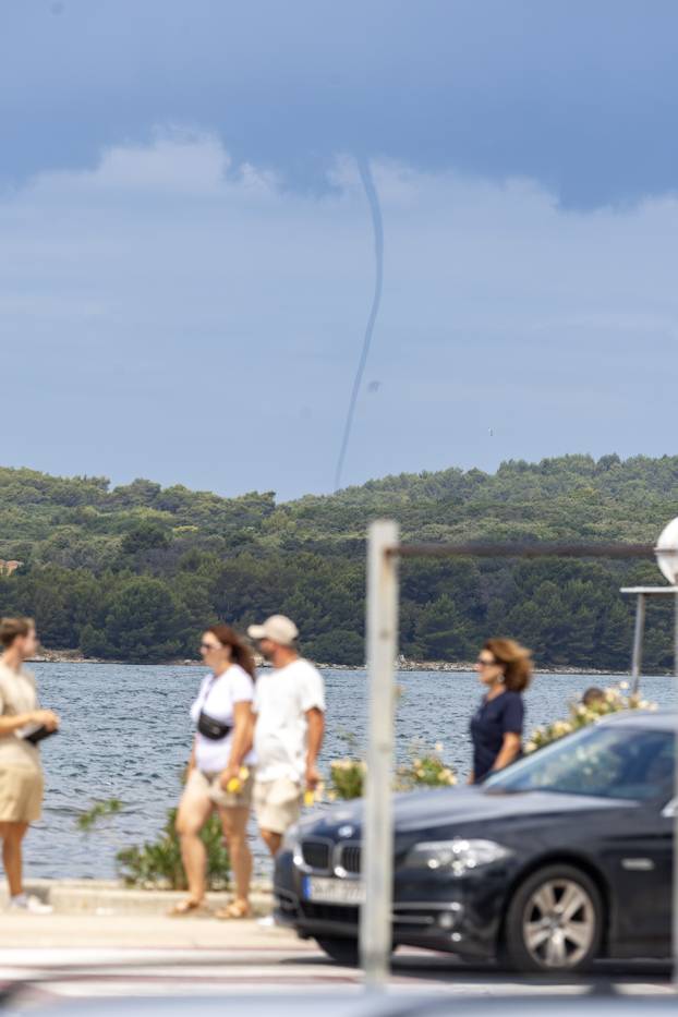 Kod Pule se formirala pijavica