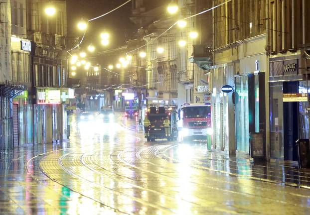 Pune ruke posla: Vatrogasci cijelu noć ispumpavali vodu