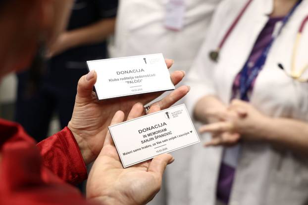 Zagreb: Udruga Palčići uručila donaciju bolnici Merkur u čast preminulom kolegi Sanjinu Španoviću