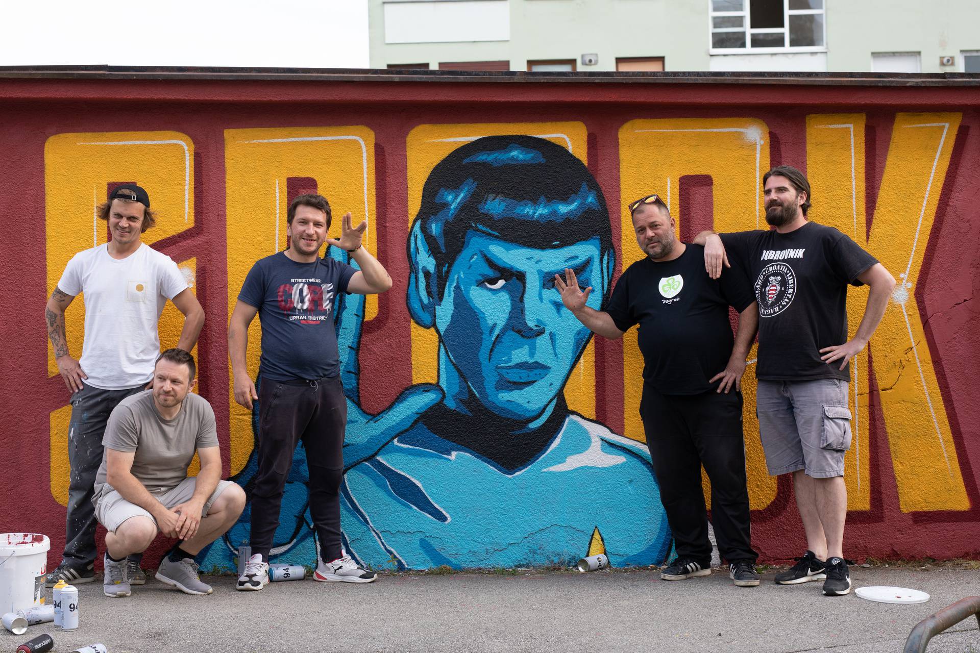 Spock se vratio! Omiljeni mural ponovno krasi zagrebačku Trešnjevku, građani oduševljeni