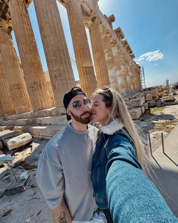 FOTO Argentinski košarkaš zbog ove Srpkinje promijenio je vjeru