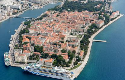 Oprost: Jedino će Grad Zadar obrisati sav dug siromašnima!