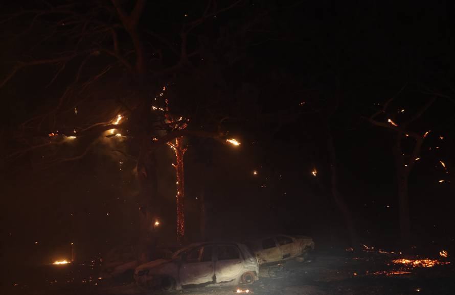 Omiš: Katastrofalna noć na požarištu kod Omiša.