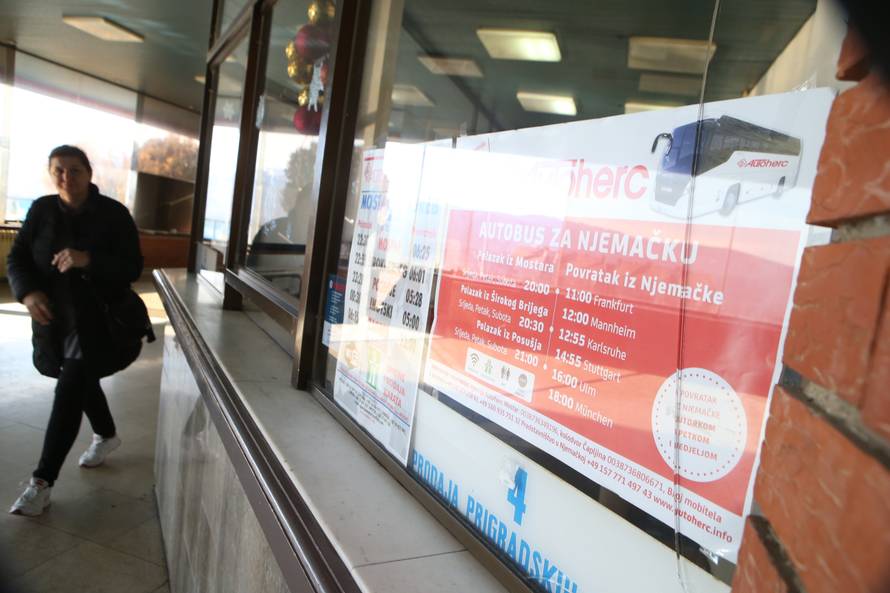 Istina o iseljavanju: Još pola milijuna ljudi moglo bi otići