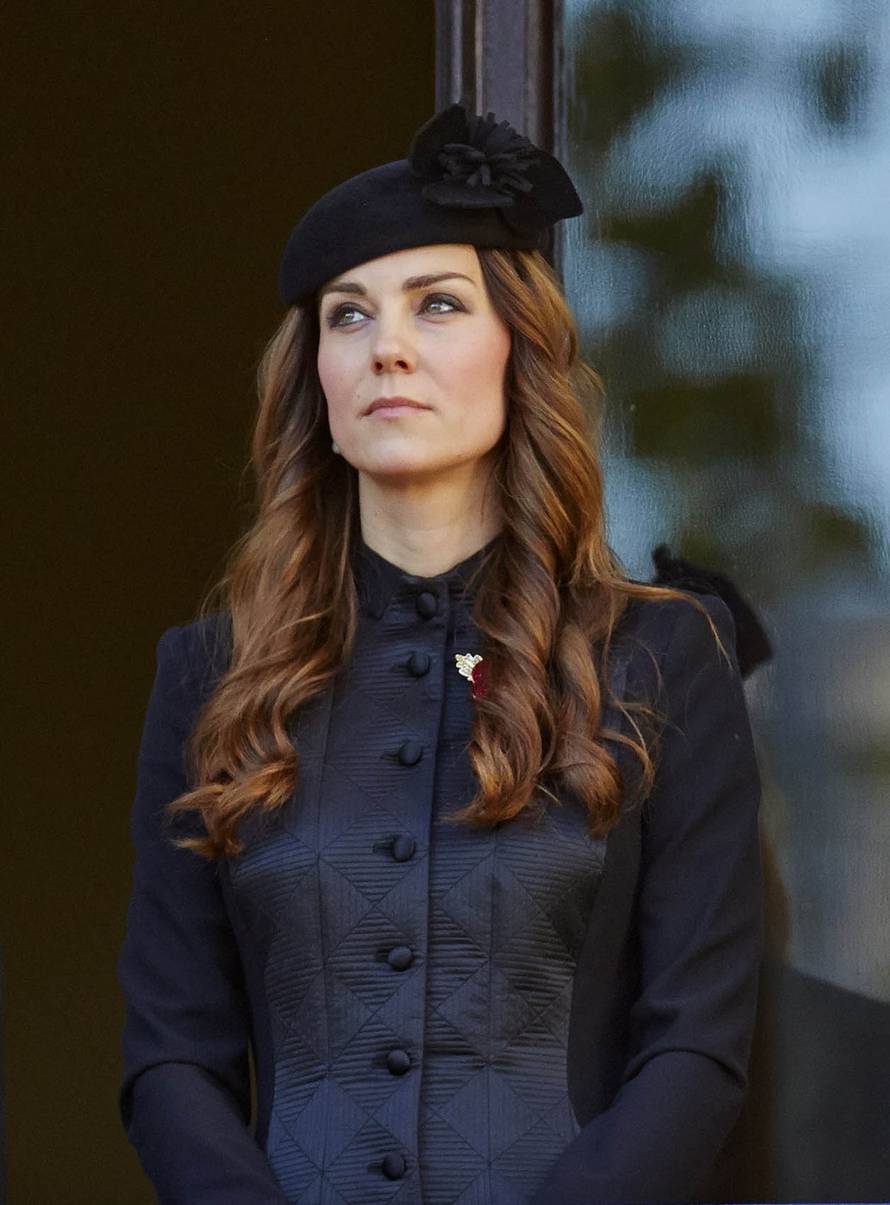 Kate observes Remembrance Sunday