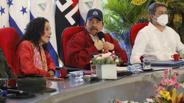 Nicaraguan President Daniel Ortega meets with his Honduran counterpart Juan Orlando Hernandez, in Managua