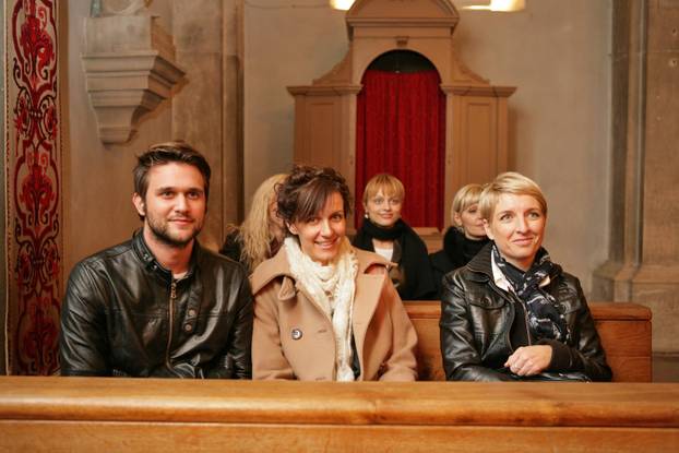 ARHIVA - 2009. Dubrovnik: Pjeva?i na grli?enju u crkvi Svetog Vlaha