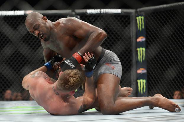 MMA: UFC 232-Jones vs Gustafsson