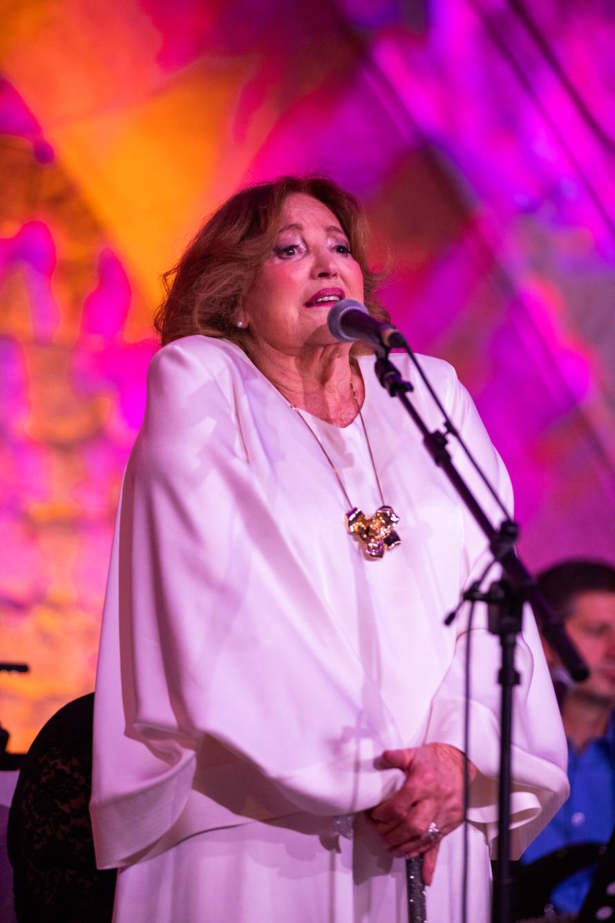 Prvi dubrovački oproštajni koncert Tereze Kesovije