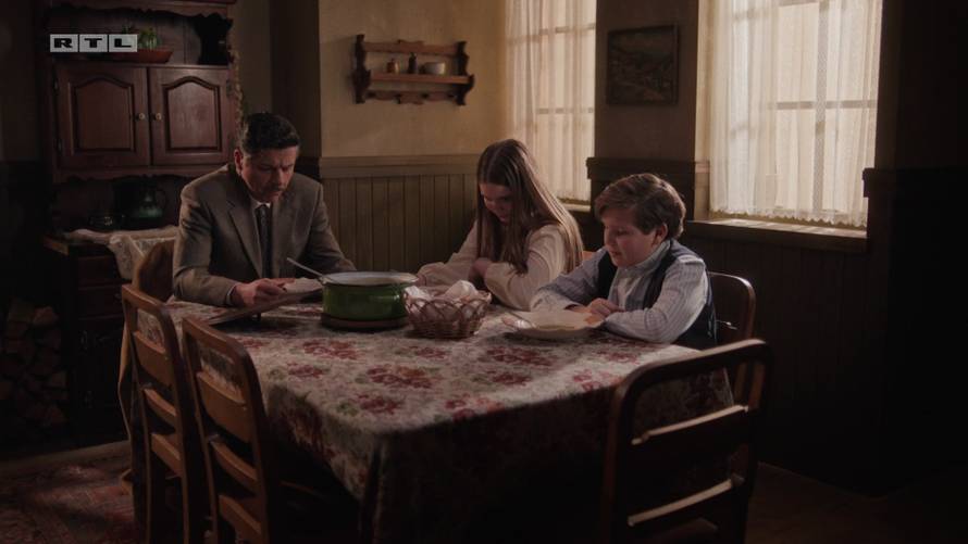 Evo što će večeras biti u seriji 'Divlje pčele': Sadija razotkrila Katu pred Mirjanom i Terezom?