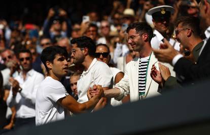 VIDEO Kakav gospodin: Evo što je Alcaraz prvo napravio nakon što je osvojio Wimbledon...