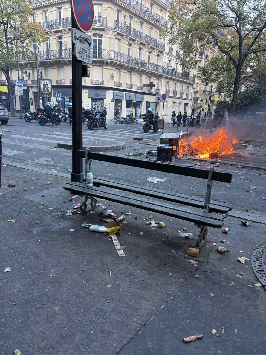 NEVJEROJATNE SNIMKE Hrvatica iz pakla Pariza za 24sata: Sve gori. Ovo je strašno za vidjeti!