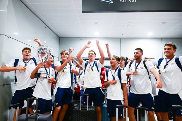 Zagreb: Dolazak prvaka Europe, Hrvatske U20 vaterpolske reprezentacije na aerodrom Pleso