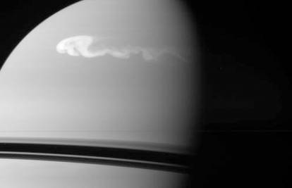 Taj čudesni svemir: Velika bijela oluja bjesni na Saturnu