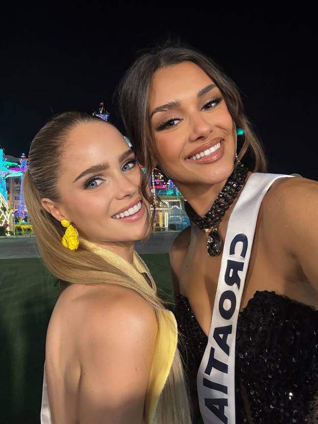 FOTO Svi outfiti naše missice: Evo u kojim se kombinacijama do sada predstavila s lentom