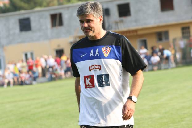 Supetar: Reprezentacija odradila popodnevni trening pred navija?ima