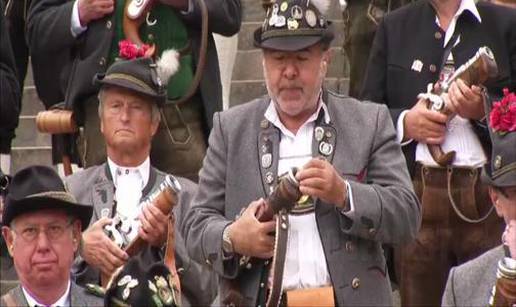 Kriza na Oktoberfestu! Ove godine popilo se puno manje piva