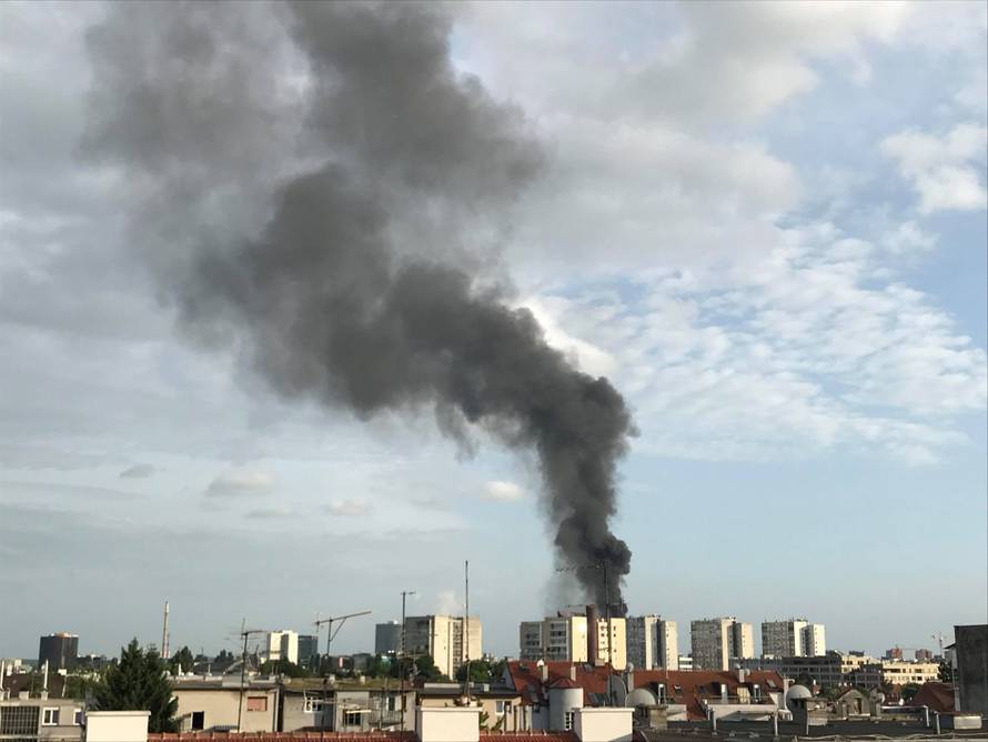Požar u 'Staroj Zagrepčanki': Nad gradom se nadvio crni dim