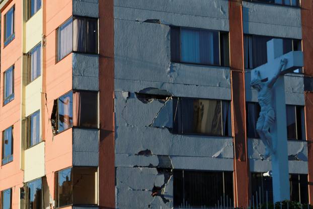 Aftermath of Colombia earthquake, in Manizales