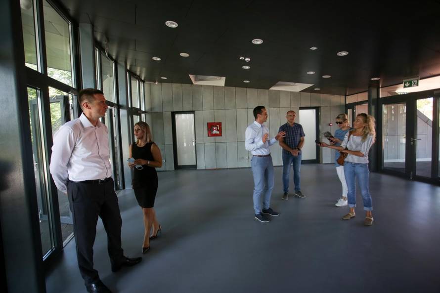 Gradonačelnik Vukovara obišao Vodotoranj koji je u završnoj fazi izgradnje