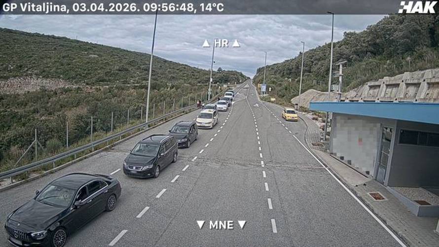 FOTO Na granicama višesatne kolone uoči uskrsnog vikenda