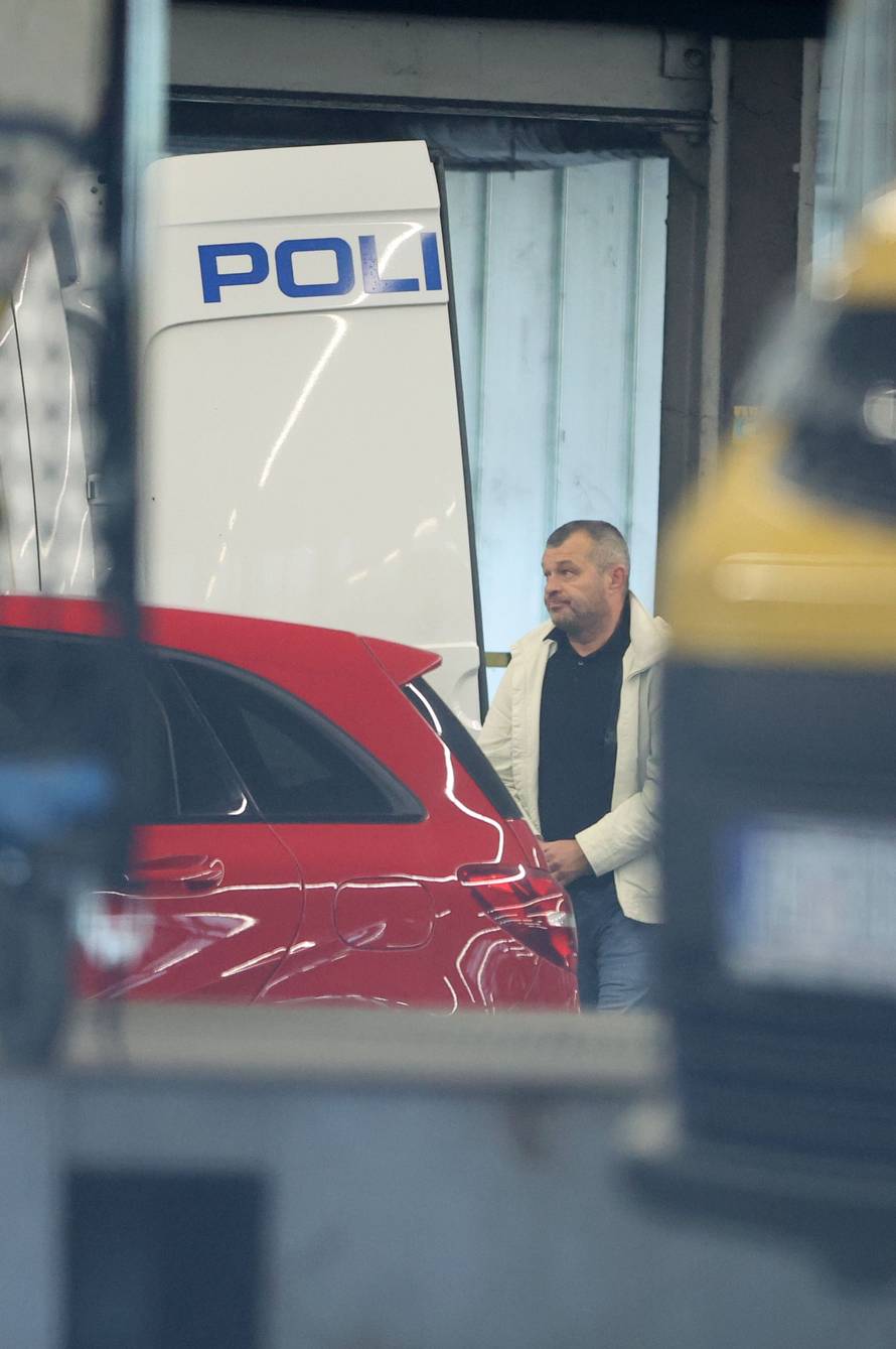 Zagreb: Dovođenje uhićenih u prostorije USKOK-a