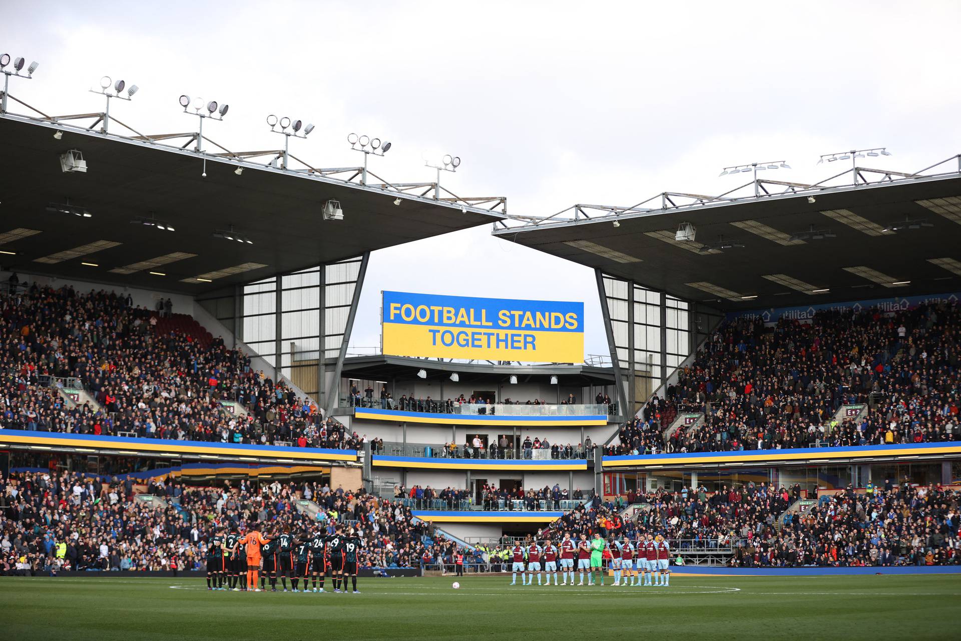 Premier League - Burnley v Chelsea