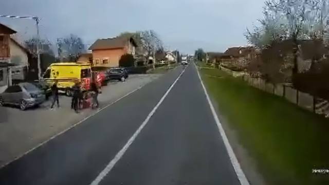 VIDEO Dvojica muškaraca kod Koprivnice napala djelatnika Hitne pomoći: 'Cipelarili su ga'