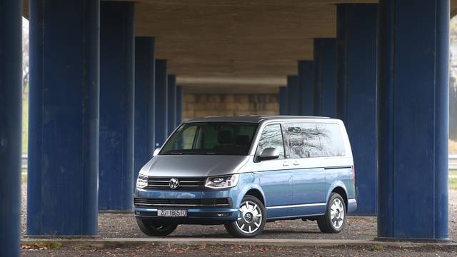 VW Multivan na velikom testu: Šesta generacija je za peticu...